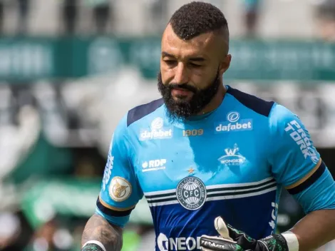 Buscando recuperação, Coritiba se posiciona sobre titularidade de Alex Muralha e mais dois