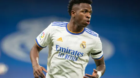 Vini Jr., antes de renovar com o Real Madrid, foi procurado com proposta tentadora por equipe que luta pelo título da Champions