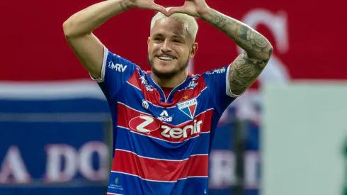 Foto: Pedro Chaves/AGIF - Lucas Crispim foi afastado do Fortaleza