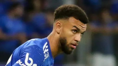 Foto: Fernando Moreno/AGIF – Torcida celeste contratação para o lugar de Jajá