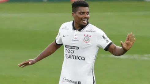 Foto: Marcello Zambrana/AGIF | Jemerson abre caminho para o Galo na janela de transferências