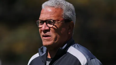 Joao Vitor Rezende Borba/AGIF/ Hélio dos Anjos poderá fazer até seis mudanças na Ponte Preta para o duelo contra o Sampaio Correia.