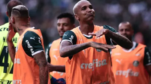 Ettore Chiereguini/AGIF - Deyverson prepara evento final à torcida do Palmeiras.