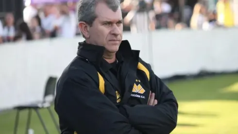 Celso da Luz/Criciúma/ Tencati perde zagueiro no Criciúma para o restante da temporada.