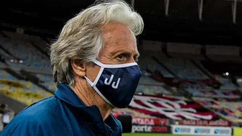 Foto: Thiago Ribeiro/AGIF – Jorge Jesus buscou a contratação de um ex-jogador do Flamengo