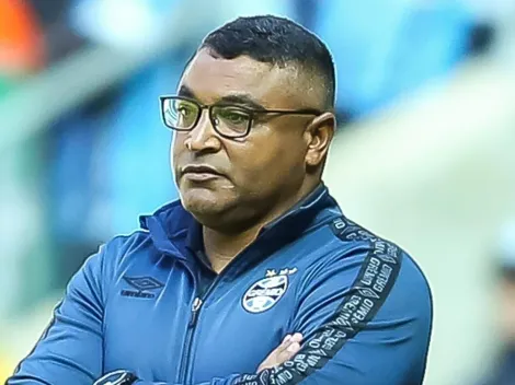 "Arquivado" por Roger Machado, volante encaminha saída do Grêmio