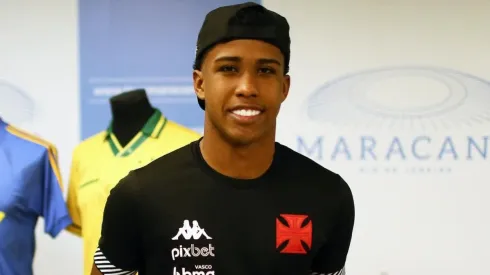 Atrito entre diretoria e empresário de Andrey dá novo rumo a negociação