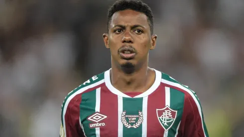 Wellington tem contrato com o Fluminense até dezembro (Foto: Thiago Ribeiro/AGIF)