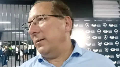 Foto: Reprodução Botafogo Nela/YouTube | Textor dá 'OK' para chegada de ex-Flu que está no Mundo Árabe