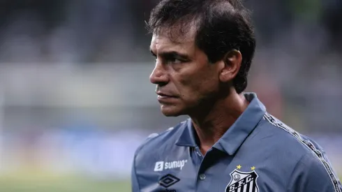 Ettore Chiereguini/AGIF - Bustos é criticado após demissão no Santos