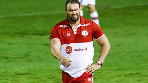 Rafael Vieira/AGIF – R. Fernandes no comando do Timbu.