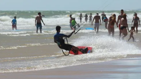 Prefeitura vai aplicar multa para quem circular com trajes de banho. Foto: Pixabay.