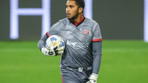 Foto: Pedro H. Tesch/AGIF | Lucas Arcanjo passará por cirurgia no ombro