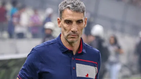 Foto: Lucas Emanuel/AGIF - Rejeitado por Vojvoda, atacante será emprestado ao futebol asiático