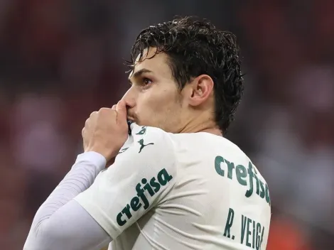 Veiga pede perdão por desperdiçar dois pênaltis e torcida do Palmeiras manda recado ao meia na web