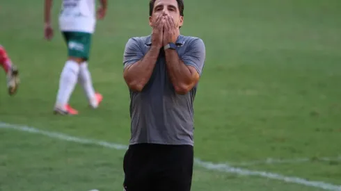 Agif/Aguilar Abecassis - Martelotte perde peça importante no Santa Cruz