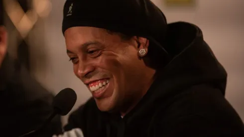 Marcelo Alvarenga/AGIF – Ronaldinho tem impacto em contratação do Barcelona