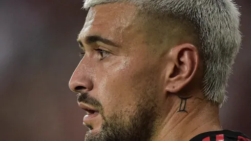 “Novo parceiro de Arrascaeta...”; Fla está por um “fio” de anunciar mais um gringo