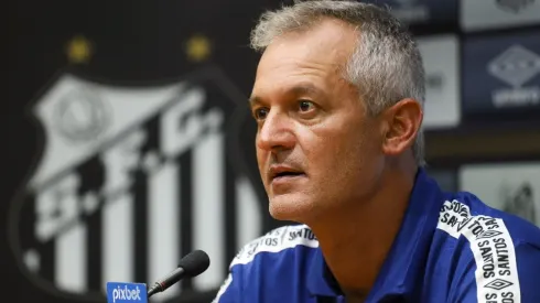 Fernanda Luz/AGIF. Lisca assume o comando do Santos contra o Fortaleza