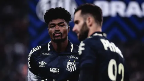 Foto: Ettore Chiereguini/AGIF - Lisca faz mudança e propõe reestreia de zagueiro ao lado de Eduardo Bauermann