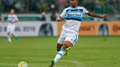 Walace está em negociações com o Flamengo (Foto: Marcello Zambrana/AGIF)