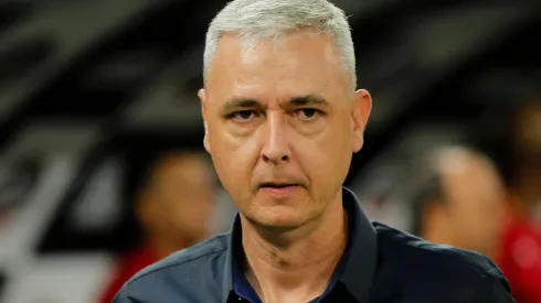 “Seria diferente”; Tiago Nunes abre o jogo sobre passagem no Timão e expõe sobre possível retorno