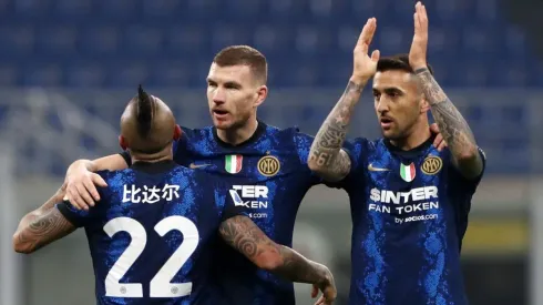 Foto: Marco Luzzani/Getty Images | Vecino e +6 estão na boa para assinar