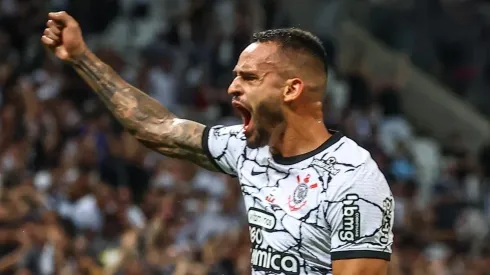 Situação de Renato Augusto é “entregue” e data para retorno é divulgada