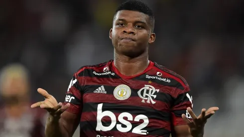 Foto: Thiago Ribeiro/AGIF - Lincoln está de volta após passagem pelo Japão.