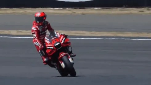 Bagnaia comemorando a vitória em Silverstone