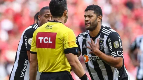 ELE FALOU! Hulk bota a cara e aponta culpados após mais um jogo sem vitória:
