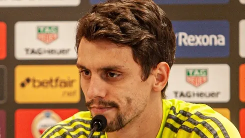 Braz expõe bastidores e revela sobre permanência de Rodrigo Caio no Fla