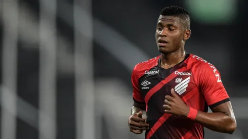 Thiago Ribeiro/AGIF/ Orejuela, Matheus Felipe e +9; Felipão deve colocar equipe mista em campo contra o Flamengo.