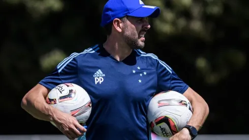 Foto: Gustavo Aleixo/Cruzeiro/Divulgação - Pezzolano: técnico ganhou novas opções para escalar o time