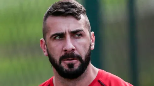 Foto: Ale Cabral/AGIF – Pratto é uma das esperanças do Vélez na Libertadores.