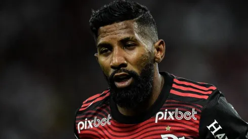 Rodinei tem contrato com o Flamengo até dezembro deste ano (Foto: Thiago Ribeiro/AGIF)