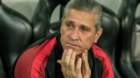 Robson Mafra/AGIF - Jorginho no comando do Dragão.