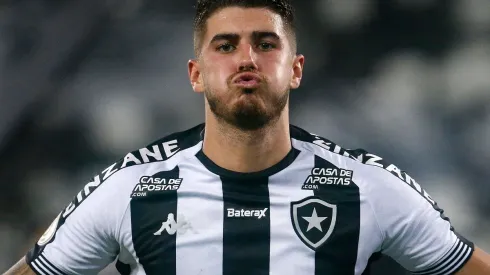 Foto: Vitor Silva/Botafogo - Pedro Raul marcou 12 gols com a camisa do Fogão na temporada 2020/21