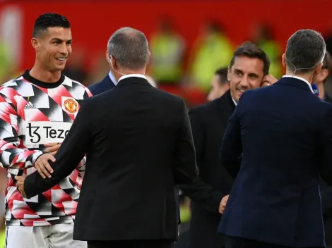 "Todo vácuo é pouco..."; Em prévia do clássico, CR7 'enfrenta' desafeto do Liverpool e web comemora