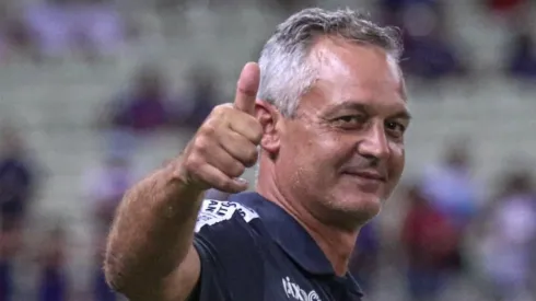 Lisca se rende a xodó do Fluminense e o coloca como acima da média