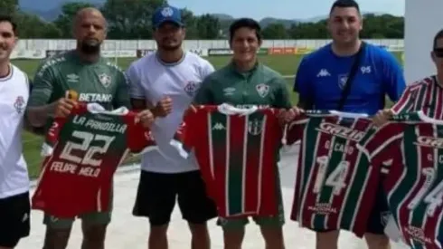 Foto: Reprodução Instagram - Torcida do Vélez no CT do Fluminense.
