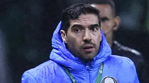 Abel Ferreira pode perder titular no Palmeiras (Foto: Ettore Chiereguini/AGIF)
