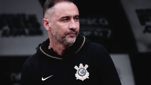 Vitor Pereira ganha desfalque no Corinthians (Foto: Ettore Chiereguini/AGIF)