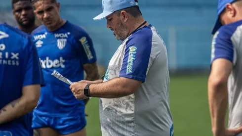 Foto: Leandro Boeira/Avaí - Eduardo Barroca confia na permanência do Avaí na Série A