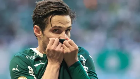 Marcello Zambrana/AGIF – Veiga em ação pelo Palmeiras.