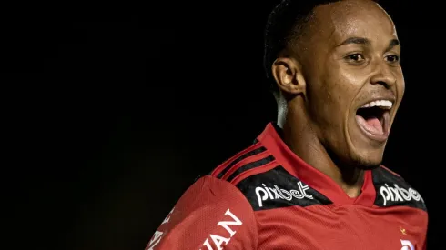Lázaro foi negociado pelo Flamengo (Foto: Jorge Rodrigues/AGIF)
