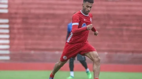 Foto: Tiago Caldas/CNC/ Welligton, Arthur Henrique e +2; Dado Cavalcantti segue com baixas no Náutico.