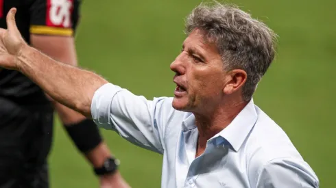 Foto: Fernando Alves/AGIF - Grêmio, de Renato Gaúcho, teve negado pelo Paraguai de liberar Villasanti; Gómez, do Palmeiras, também foi convocado pelo país