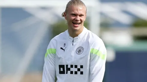 Charlotte Tattersall / Correspondente / Getty Images - Haaland em sessão de treino do City.