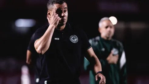 Ettore Chiereguini/AGIF - Jair Ventura no comando do Goiás.